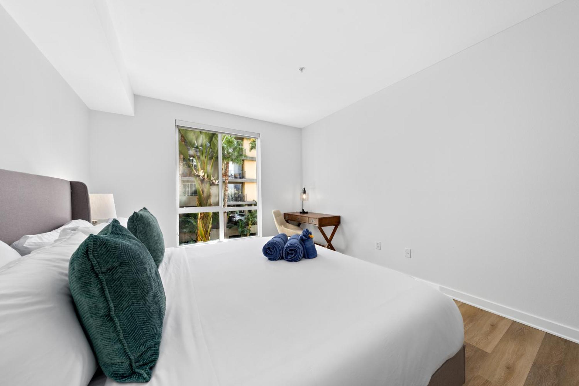 The Turquoise Lounge - Chic 2br View Pool, Sauna Appartamento Los Angeles